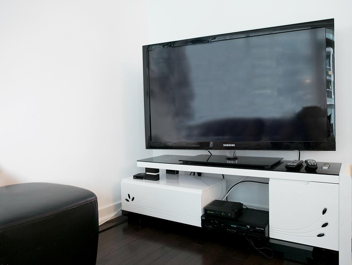 Royal Stays Condominiums - Upscale Downtown Suites Τορόντο Εξωτερικό φωτογραφία